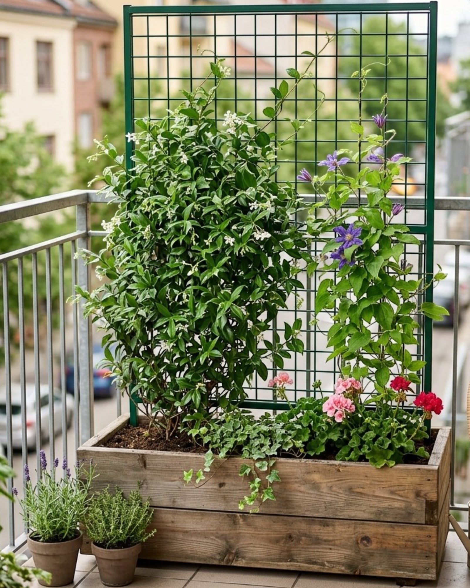 Oravox Garden Grid Plant Trellis Panel 36 x 12 in Green